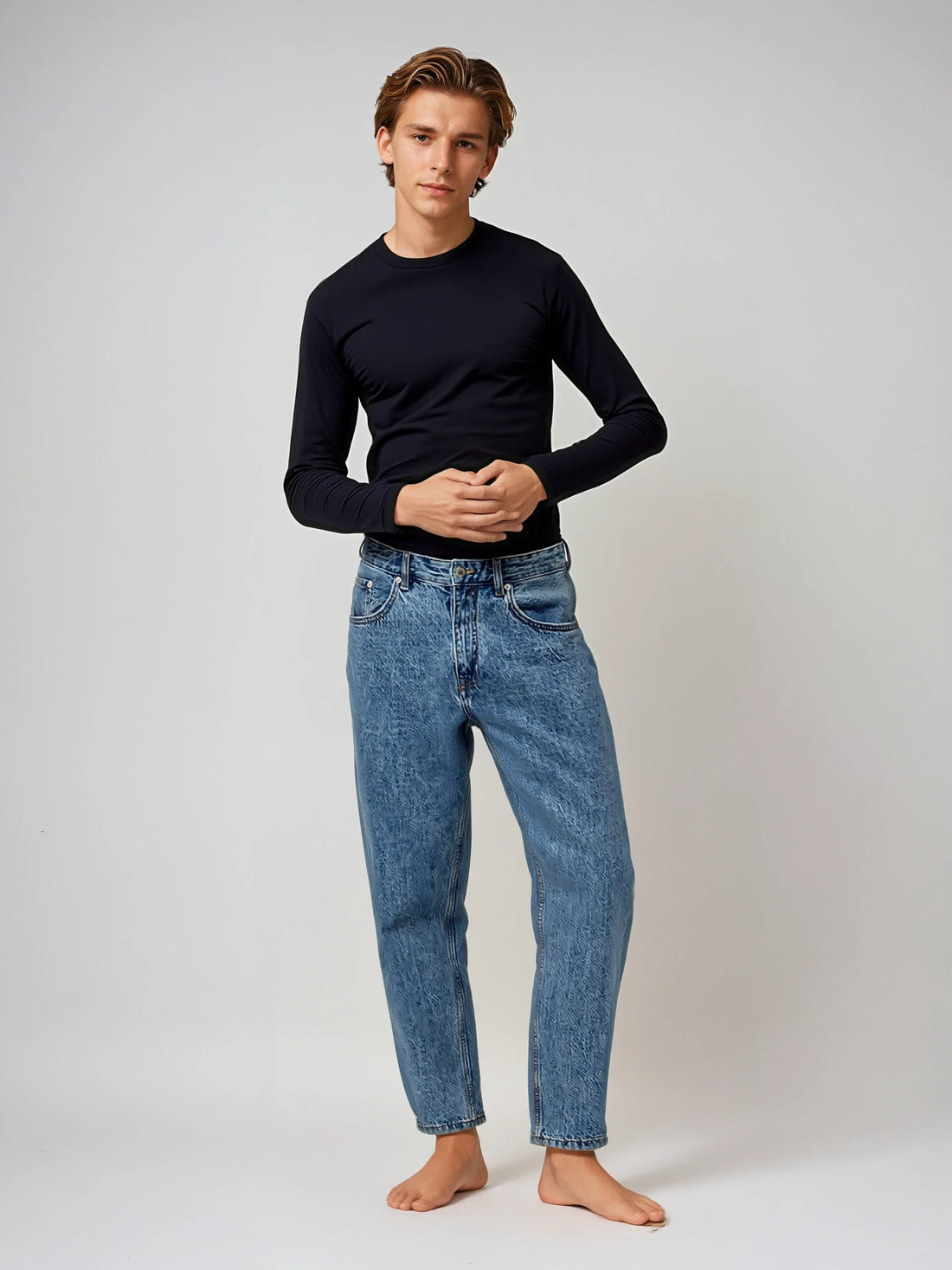 SpectraUSA Retro Fleece 4040 in cozy, textured fabric with a vintage-inspired design displayed on a mannequin.