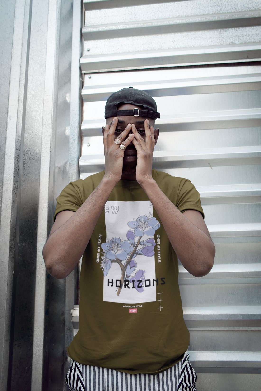 Yūjin Clothing Horizons T-Shirt featuring a comfortable fit and stylish design, displayed on a mannequin.