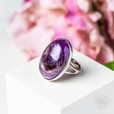Silver visualization ring by Conscious Items featuring a sleek band and motivational engraving, designed for mindfulness and focus.