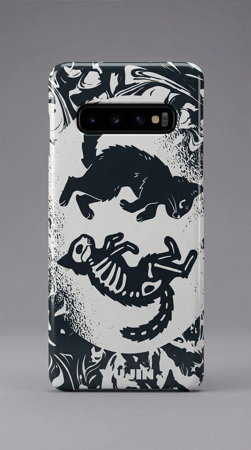 Yūjin Clothing Circle Of Life Cat Samsung® Snap Phone Case with artistic design and durable protective cover for Galaxy smartphones.